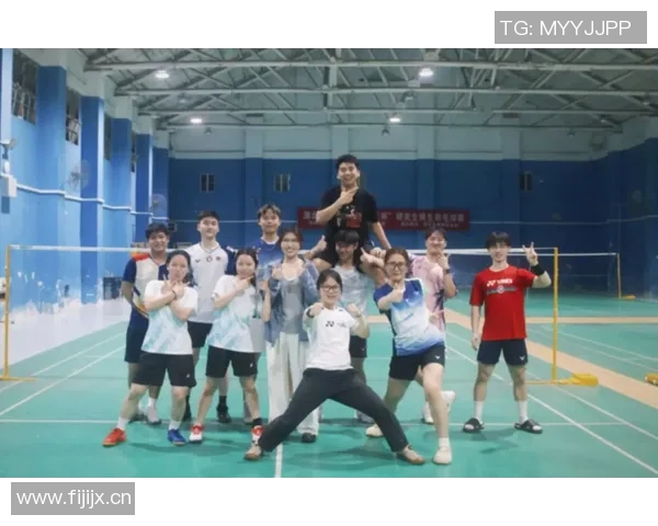 杭州羽毛球队实力解析聚焦羽毛球运动的未来发展与挑战 杭州羽毛球队实力解析聚焦羽毛球运动的未来发展与挑战